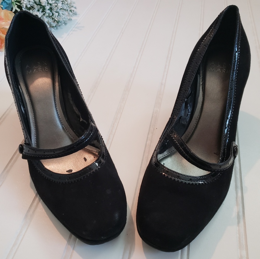 Alex Marie black wedge heels size 8 1/2